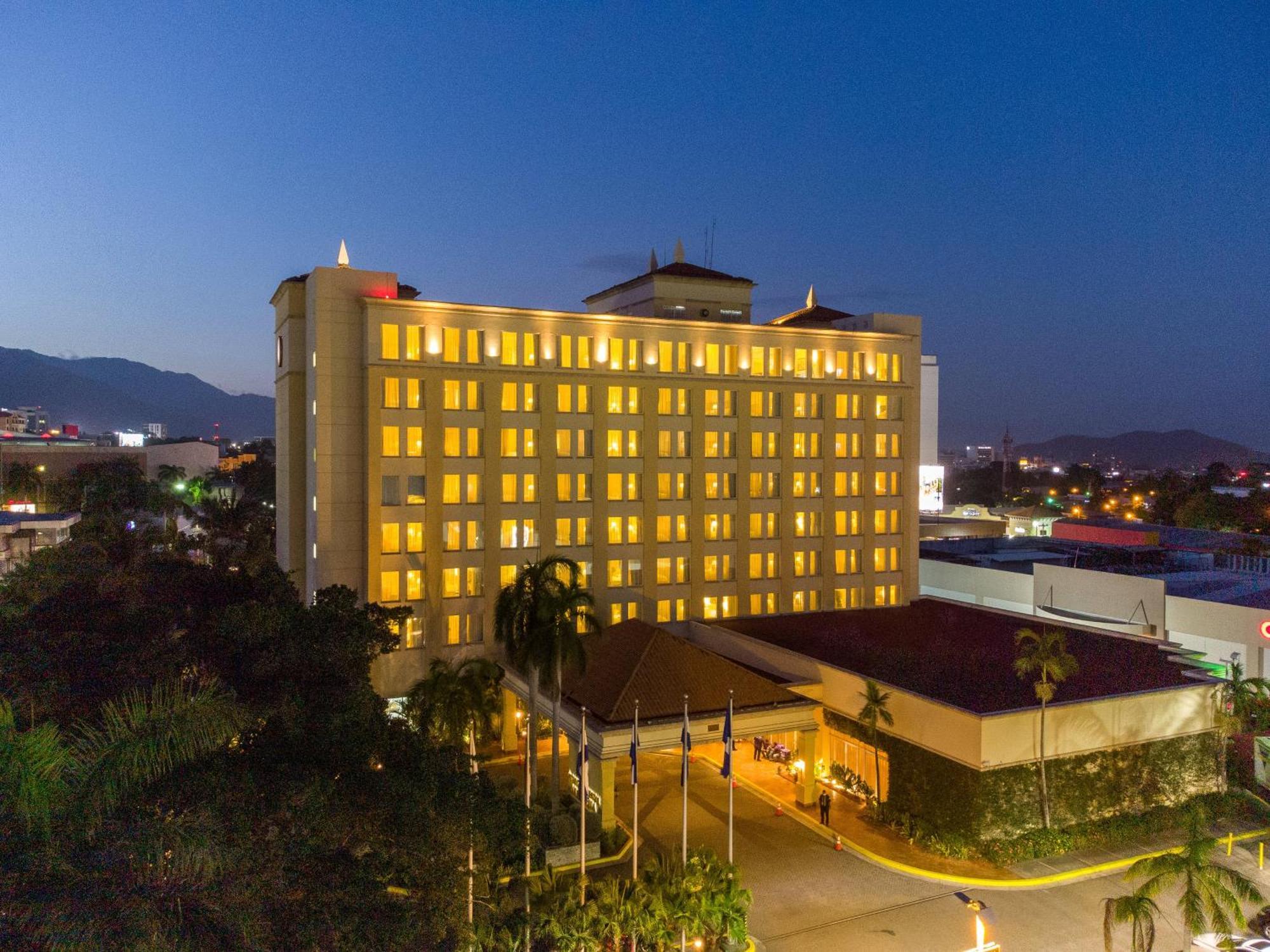 Hotel Real Intercontinental San Pedro Sula, An Ihg Hotel מראה חיצוני תמונה